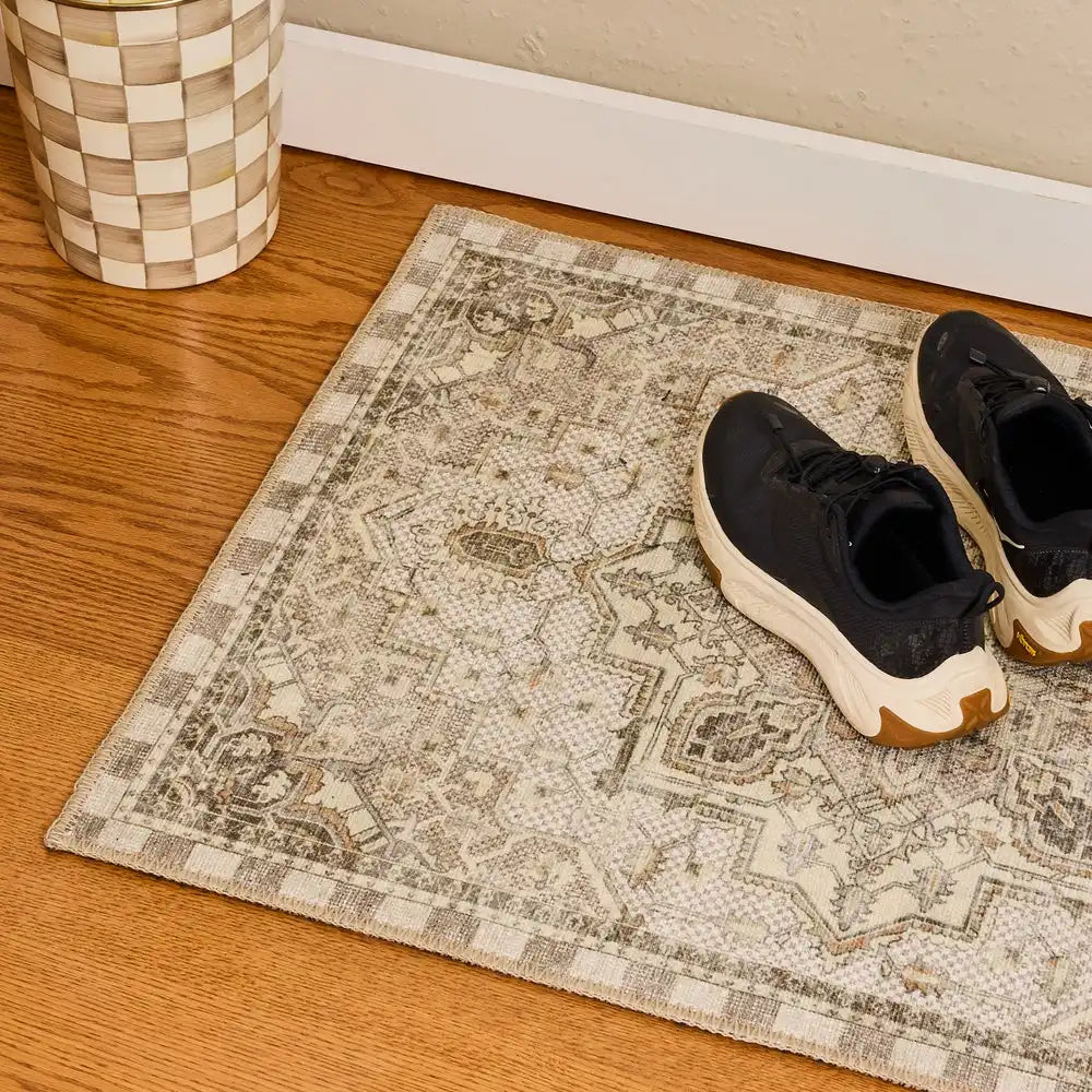 Heriz Checked Mocha 8' x 10' Washable Rug