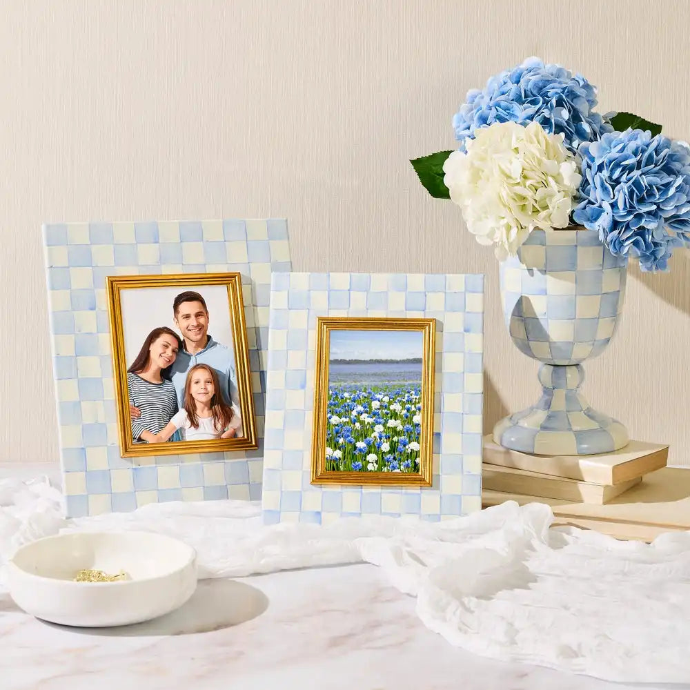 Sky Check Pedestal Vase