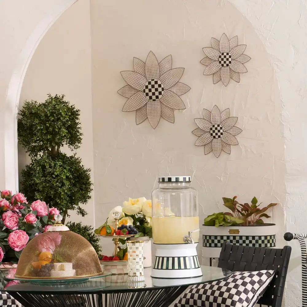 Cane Large Wallflower