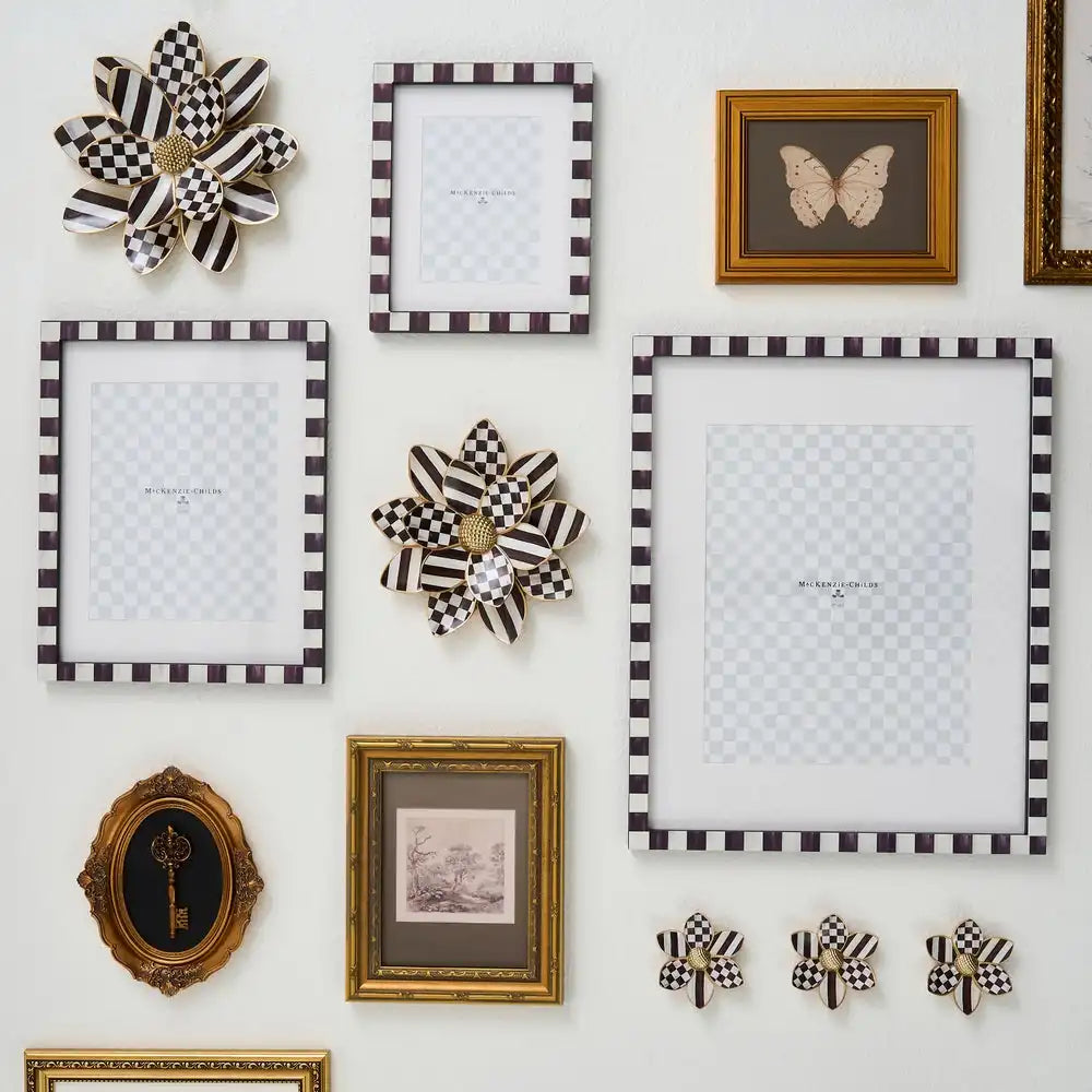 Courtly Check 11" x 14" Wall Frame with Check Mat