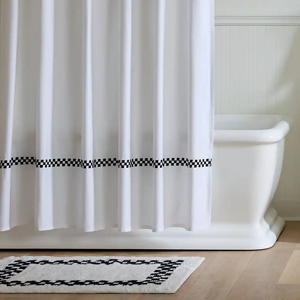 Black Check Hotel Bath Rug